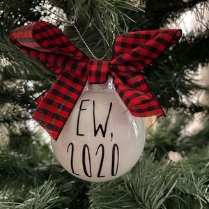 Super cute Schitt’s creek ew, 2020 ornament